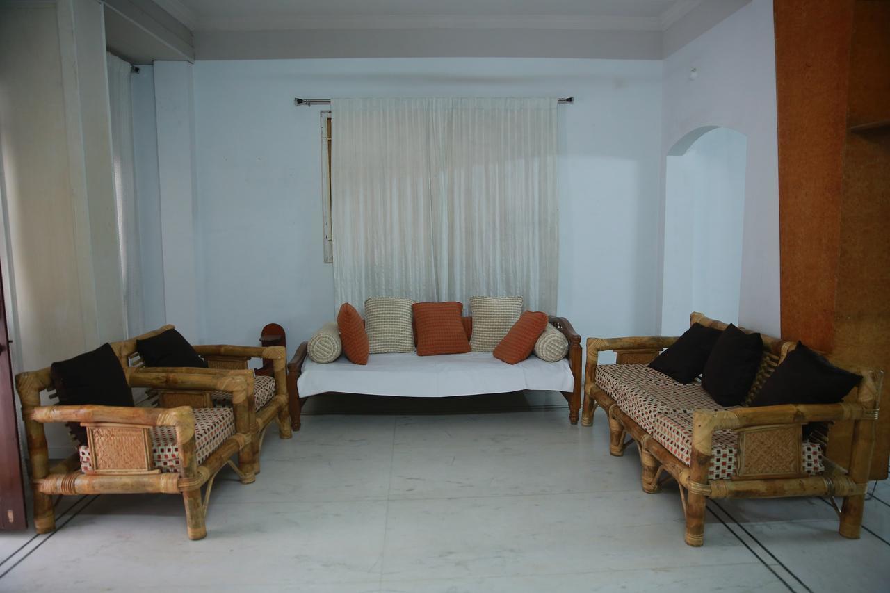 Lokis Forest Inn Haïdarabad Extérieur photo